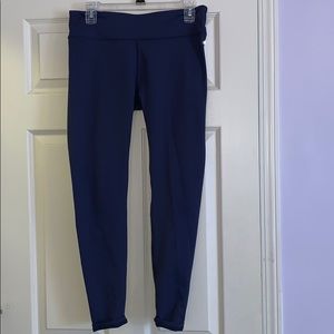 Navy blue fabletic leggings